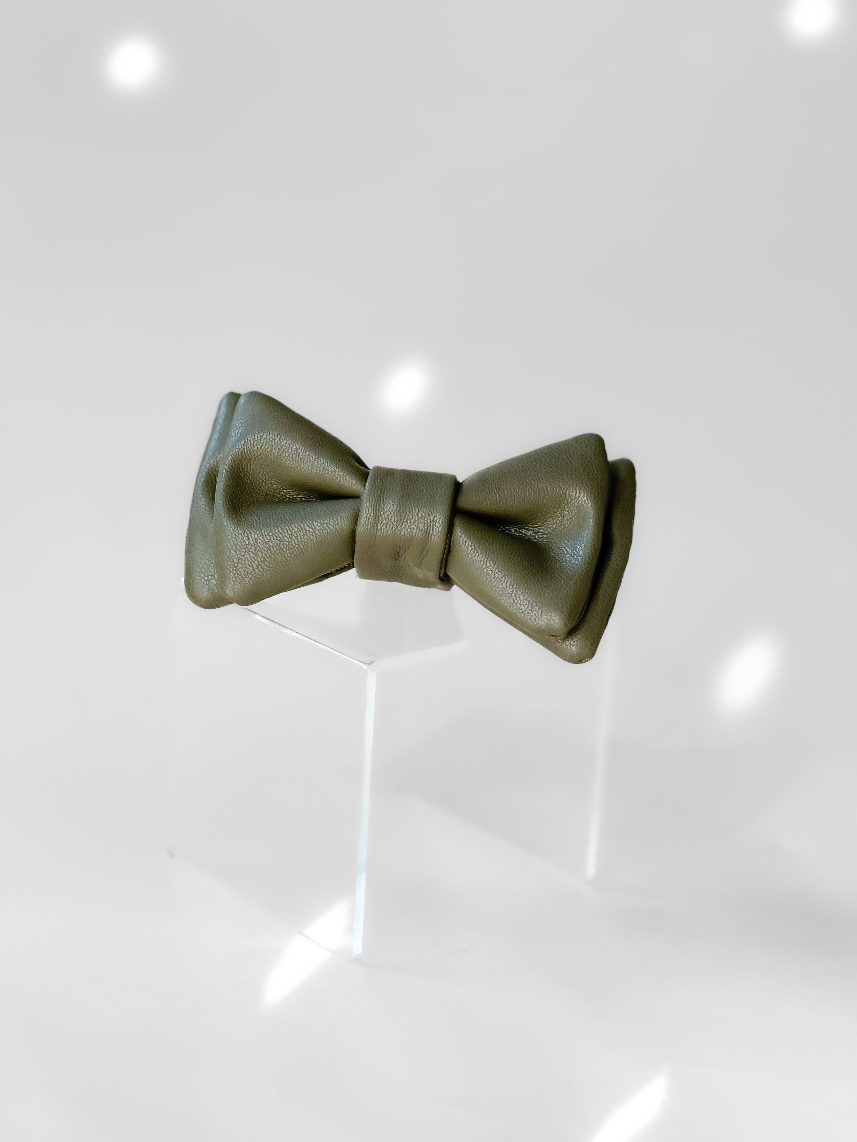 Glam Bow Tie