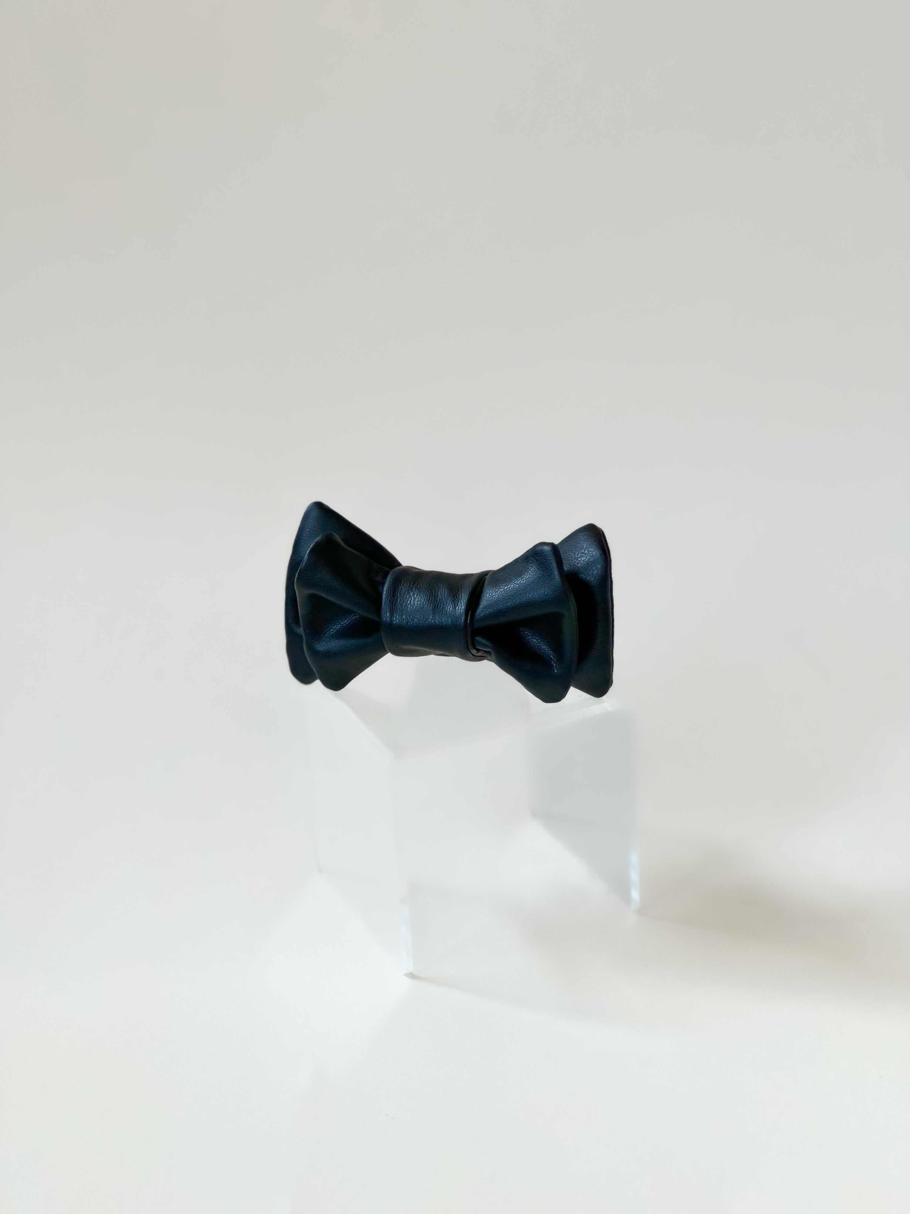 Glam Bow Tie